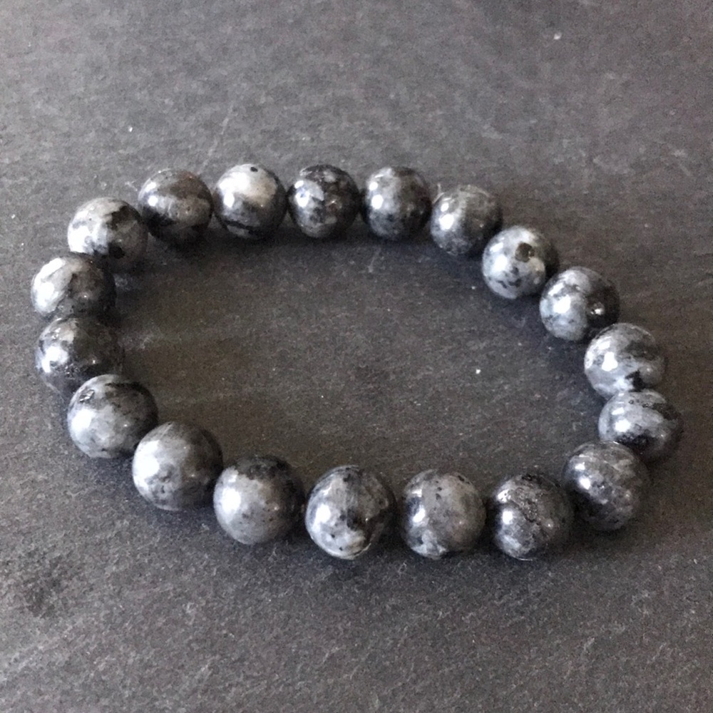 Larvikite Black Labradorite 10 mm bracelet - Picture 5 of 5